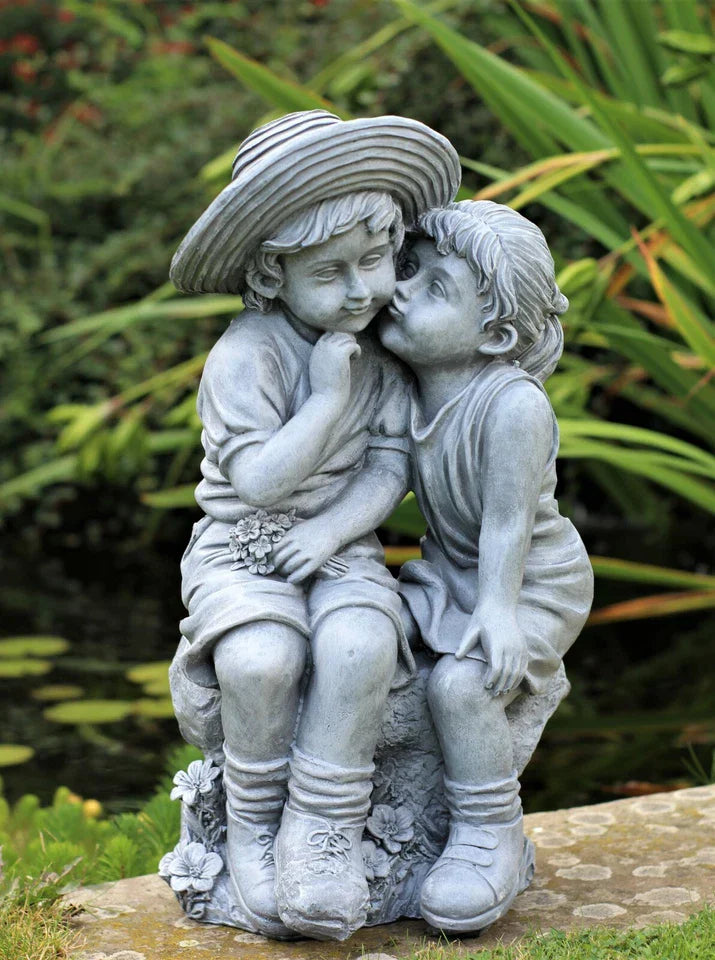 Garden Ornaments Boy & Girl Loving Kissing Cherub Statue Grey