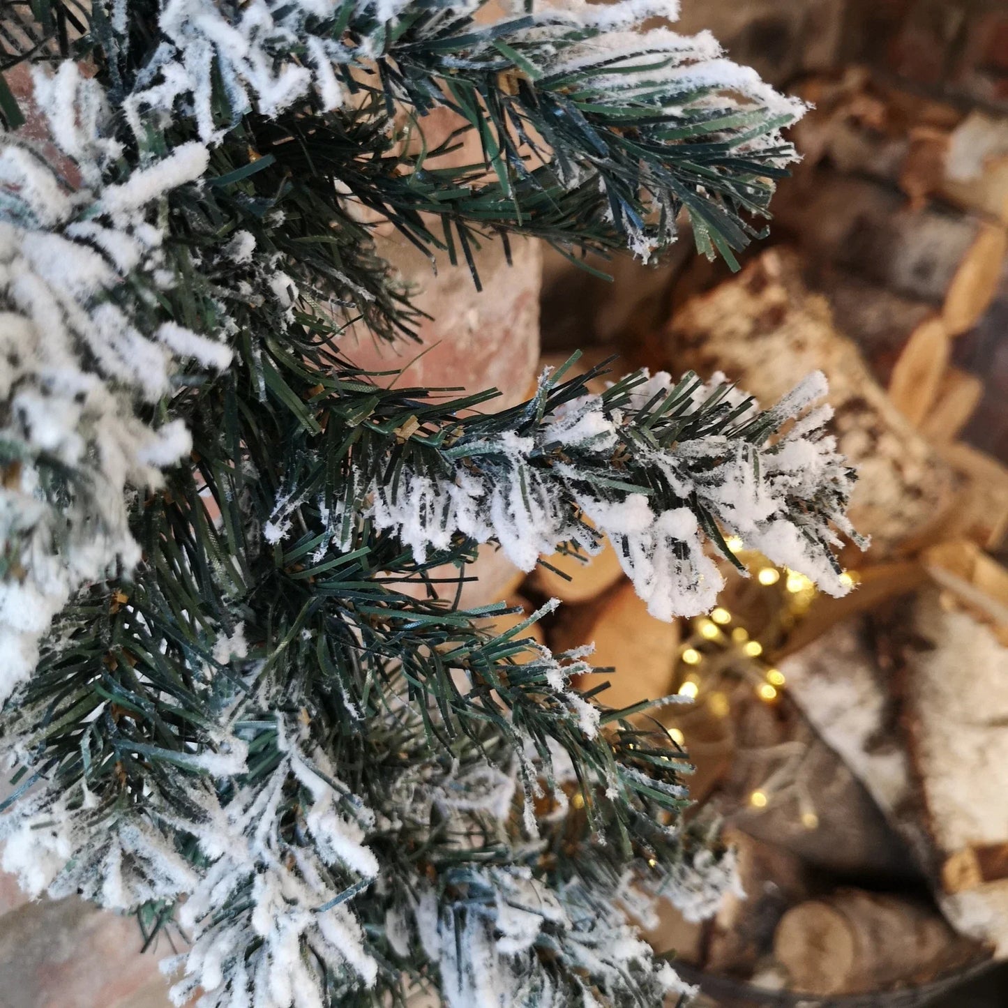 9ft (2.7m) Premier Christmas Snow Flocked Woodcote Fir Garland